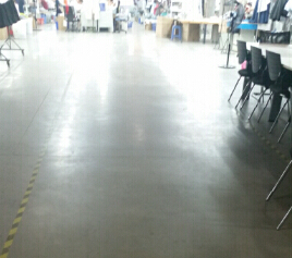 ���̰���